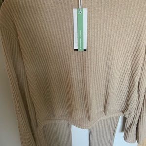 Chelsea peers sweat suit